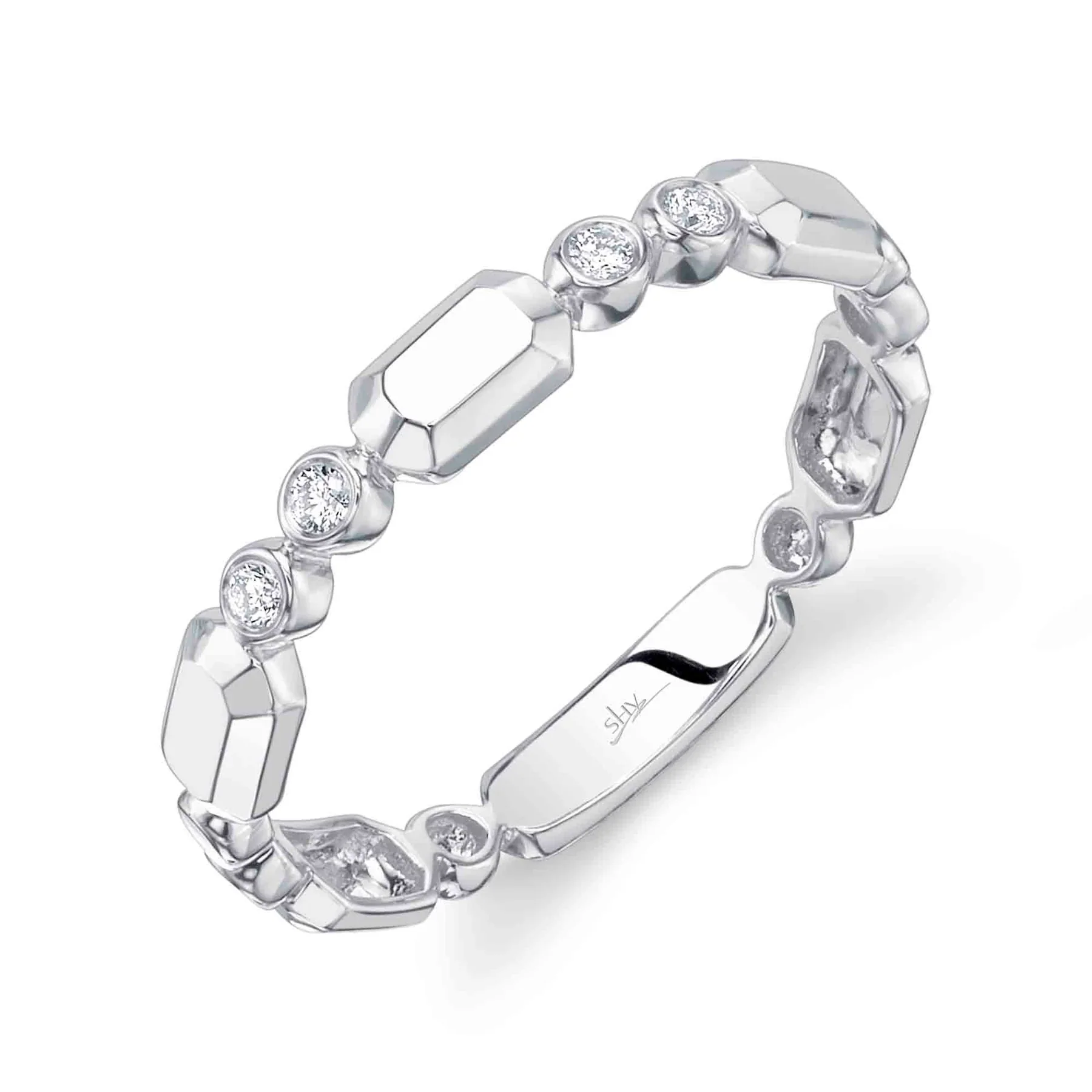 0.06ctw Diamond Bezel Geo Cut Band