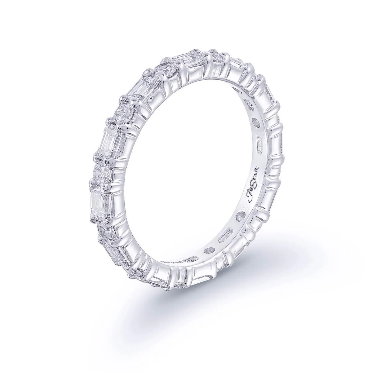 1.77ctw Emerald and Round Cut Diamond Band - Image 2