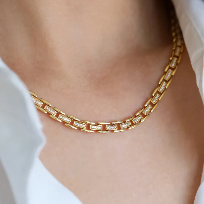 18K Yellow Gold Diamond Necklace - Image 2