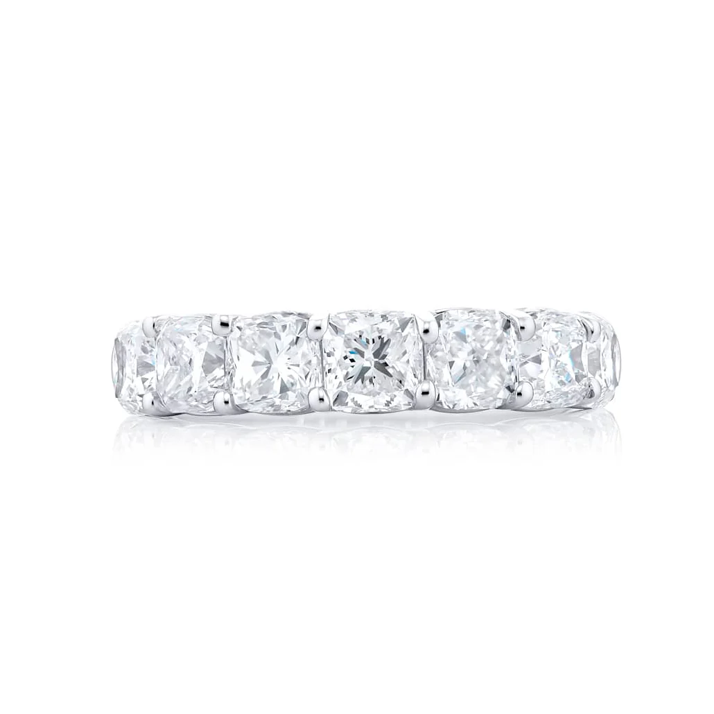 3.14ctw Cushion-Cut Diamond Band