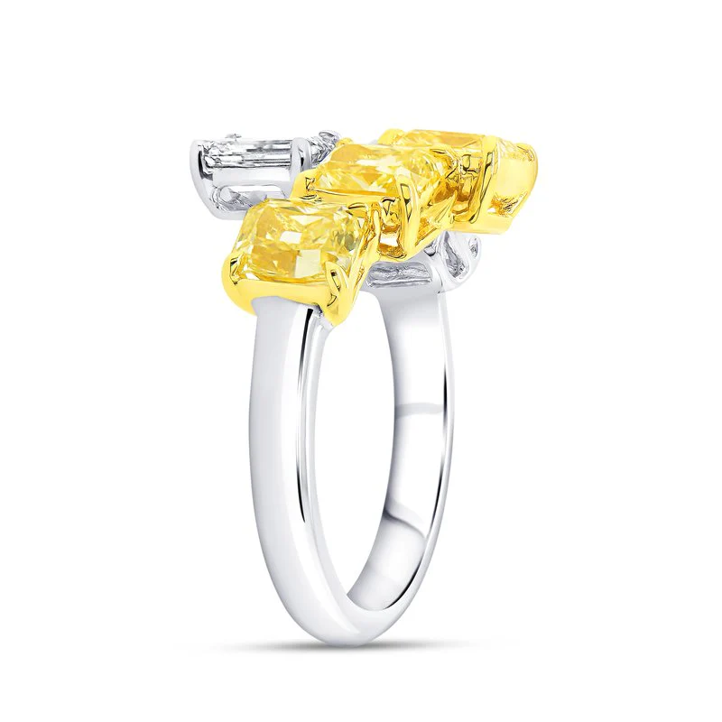 3.90ctw White and Yellow Diamond Bypass Ring - Image 2