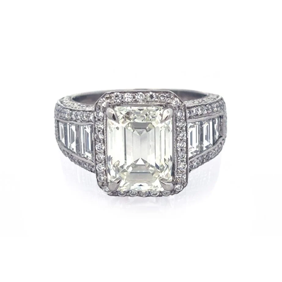6.28ctw Diamond Halo Engagement Ring