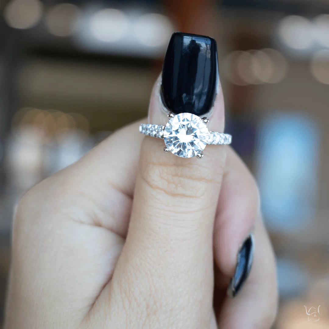 0.47ctw Diamond Engagement Ring - Image 2