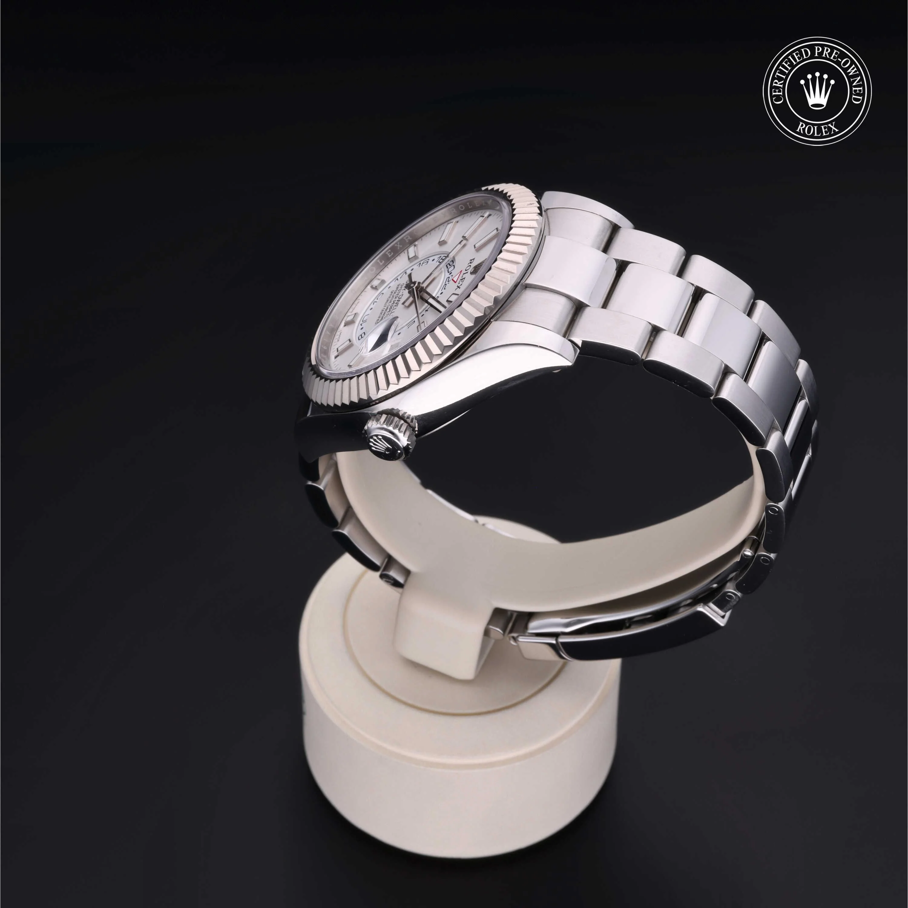 Sky-Dweller - Image 13