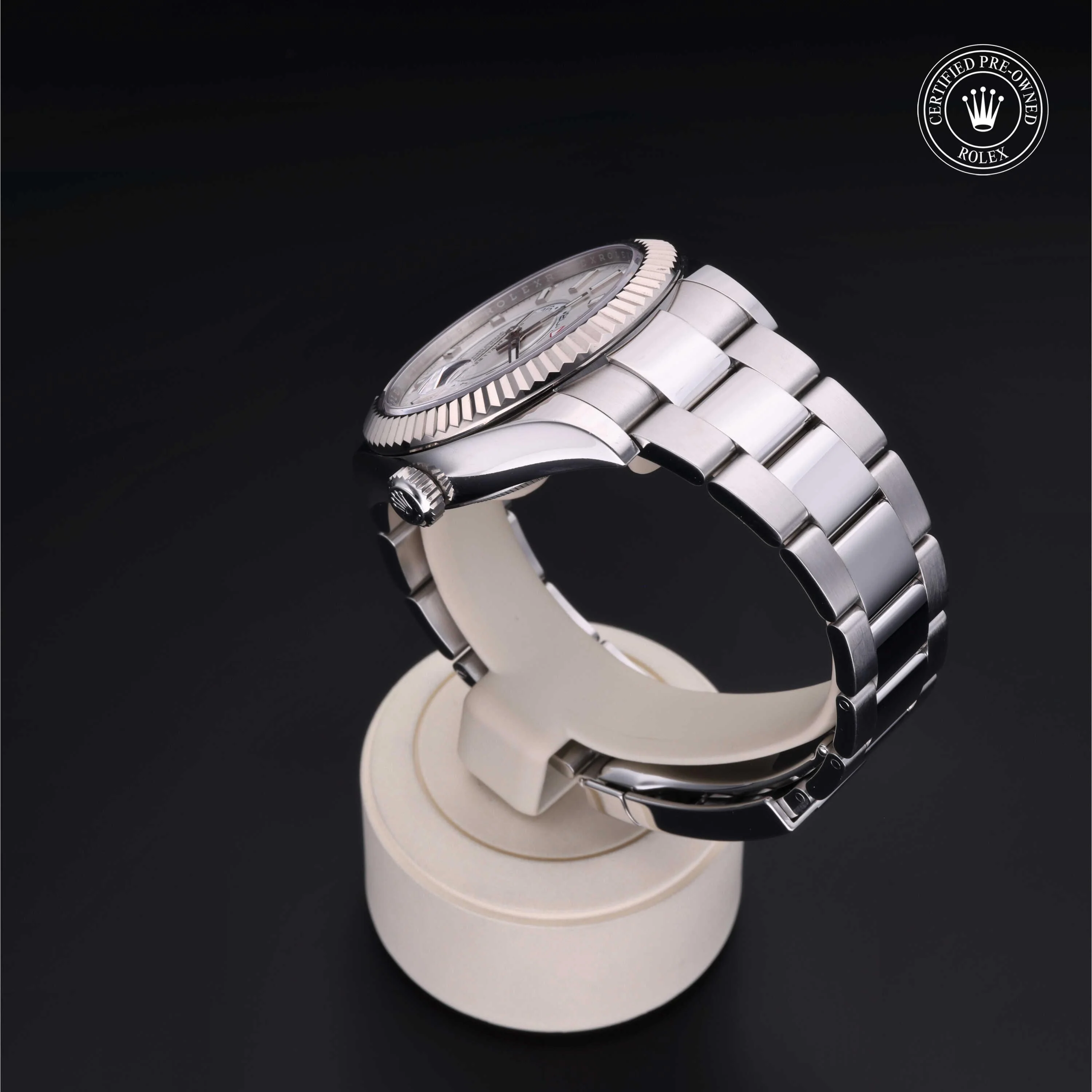 Sky-Dweller - Image 15